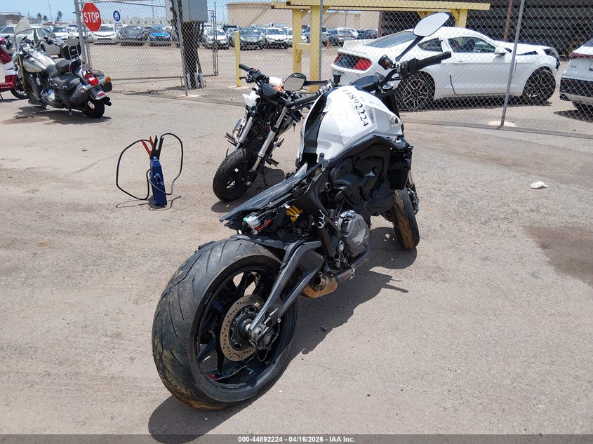 2025 DUCATI MONSTER auction photo 4