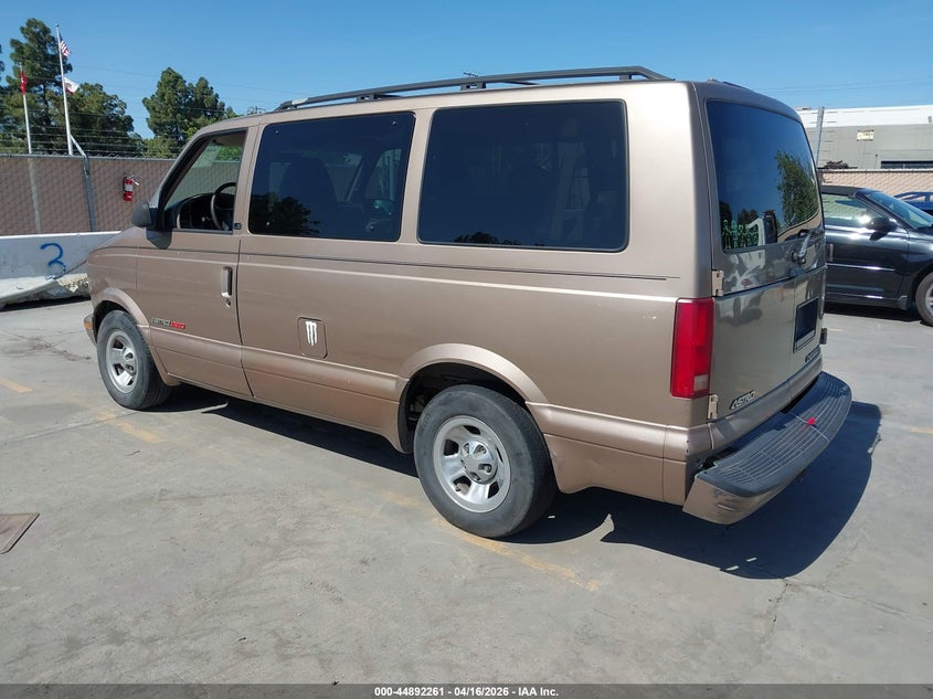 2002 Chevrolet Astro Ls