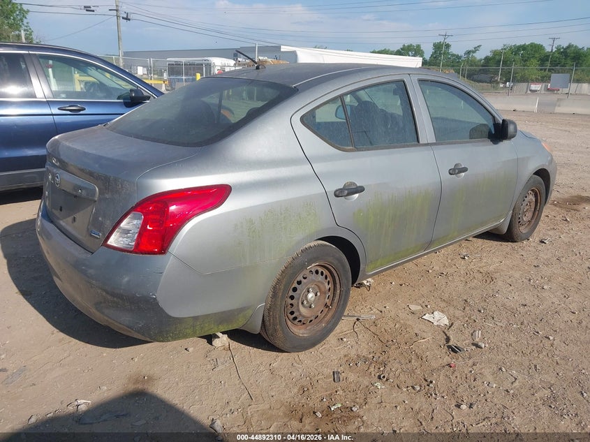 2012 Nissan Versa 1.6 S