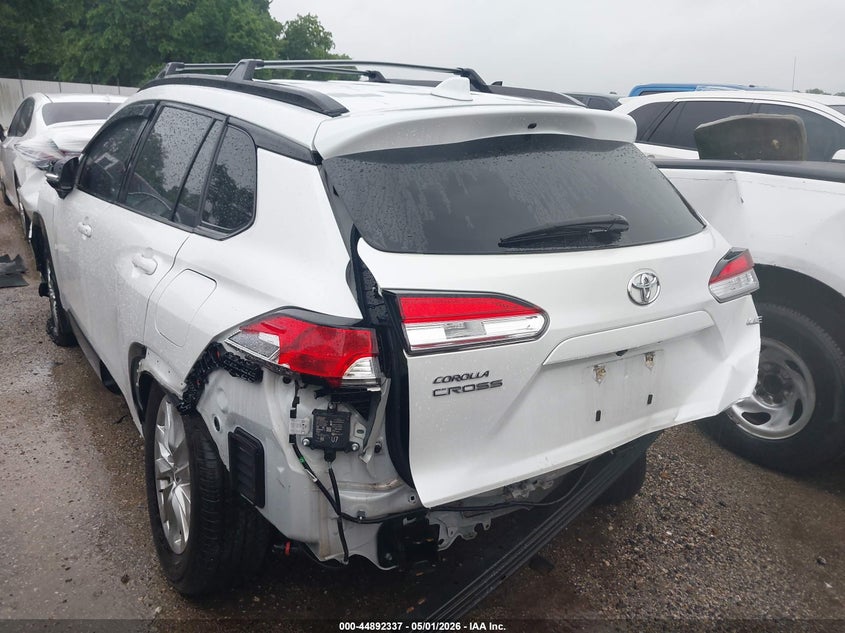 2023 TOYOTA COROLLA CROSS auction photo 3