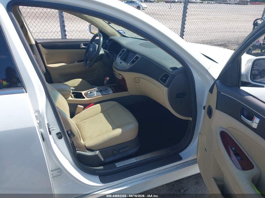 2012 Hyundai Genesis 3.8