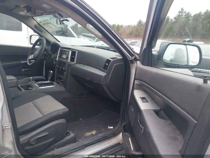 2009 Jeep Grand Cherokee Laredo