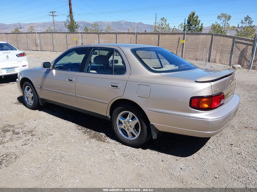 1996 Toyota Camry Le/Xle/Se