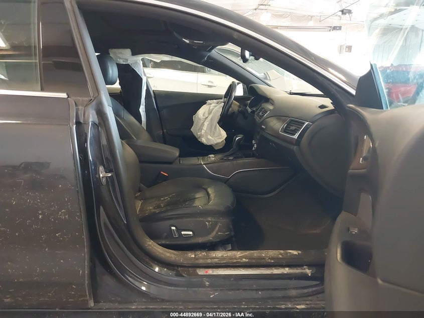 AUDI A7 2016 VIN WAUWGAFC9GN158036