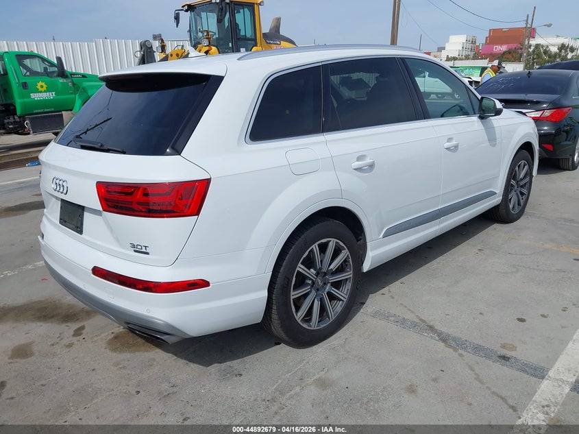 2017 Audi Q7 3.0T Premium