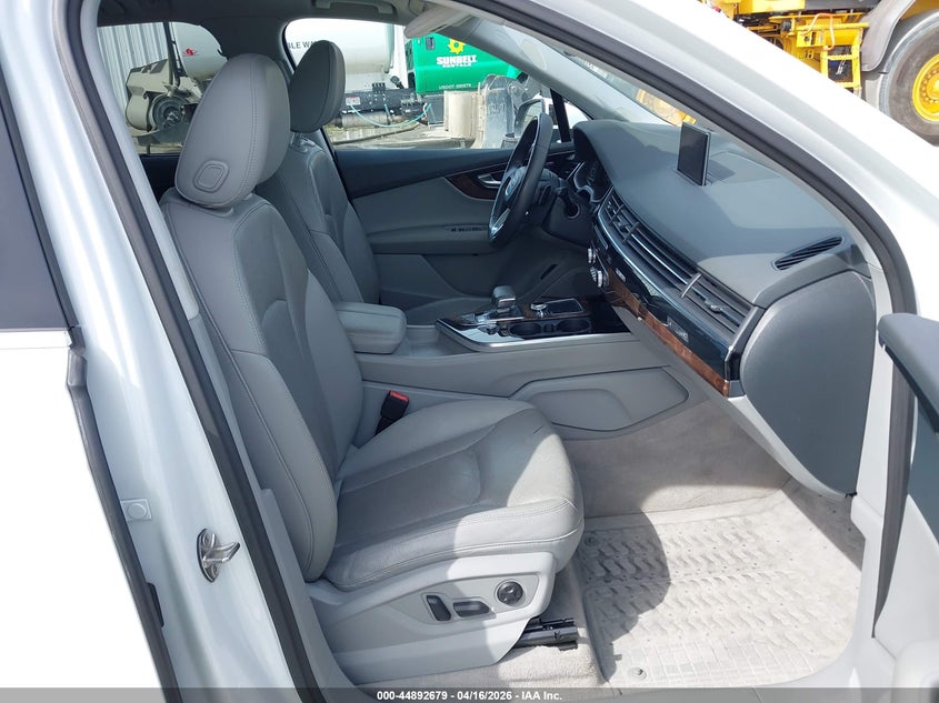 2017 Audi Q7 3.0T Premium