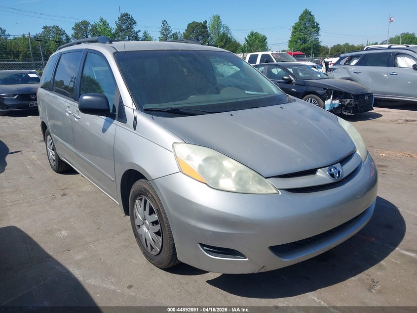2006 Toyota Sienna Le