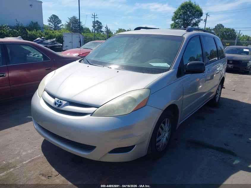 2006 Toyota Sienna Le