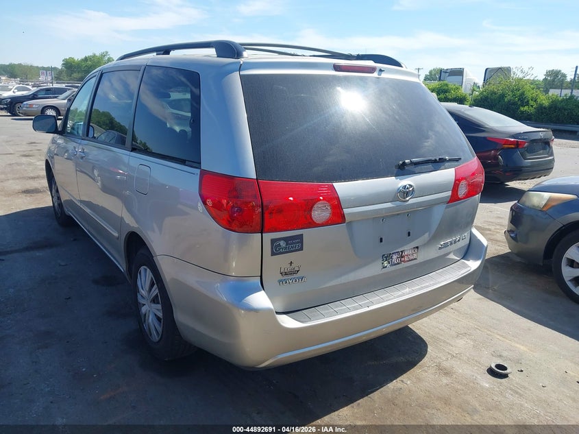 2006 Toyota Sienna Le