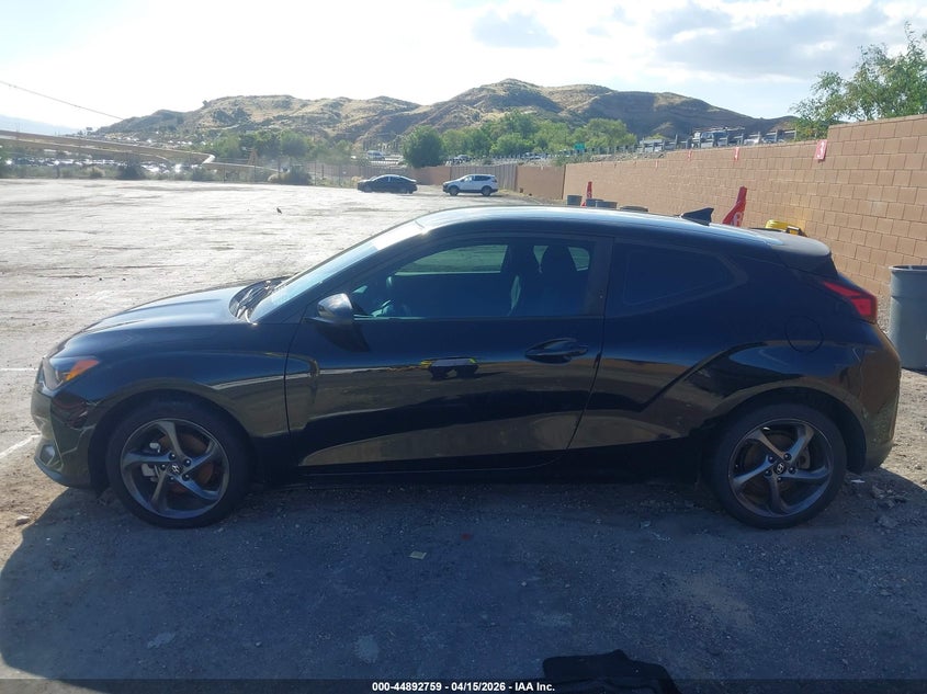 2019 Hyundai Veloster 2.0 VIN: KMHTG6AF2KU013838 Lot: 44892759