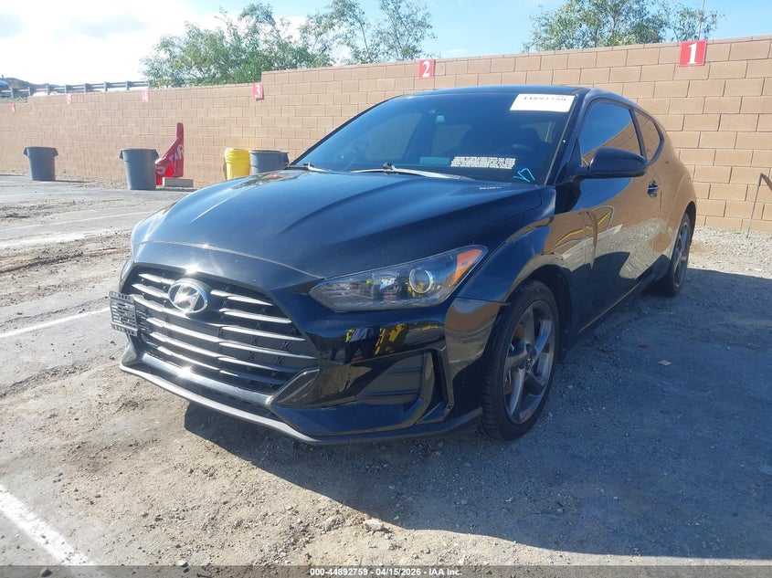 2019 Hyundai Veloster 2.0 VIN: KMHTG6AF2KU013838 Lot: 44892759