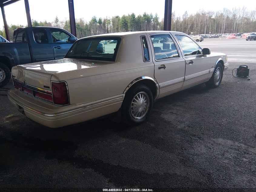 1996 Lincoln Town Car Sgn/Dmnd Anv/Cypress/Jn
