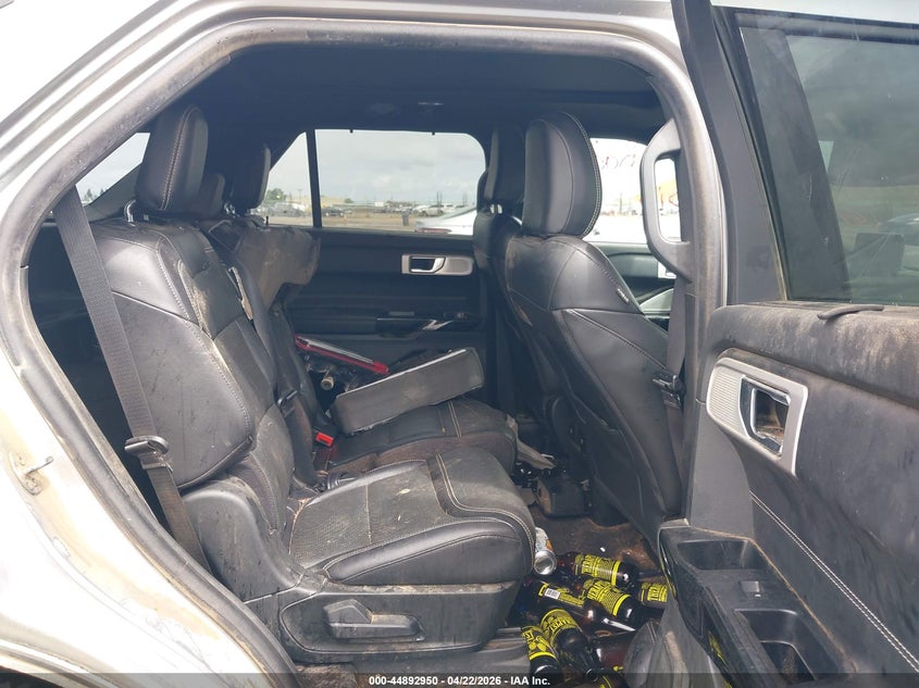 2022 FORD EXPLORER ST — Photo 8