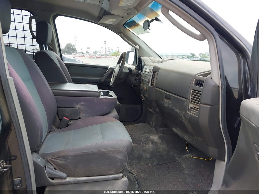 2004 Nissan Titan Xe/Se/Le