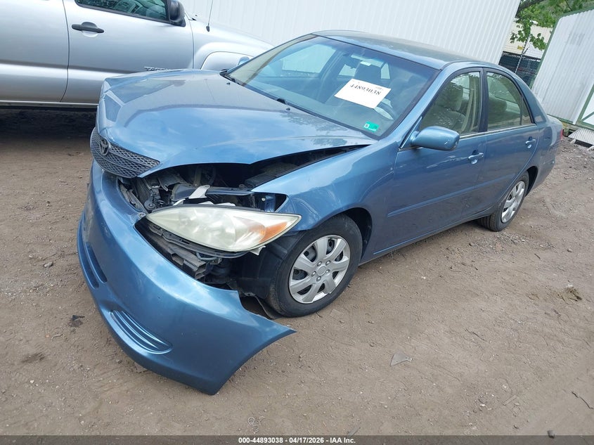 2004 Toyota Camry Le