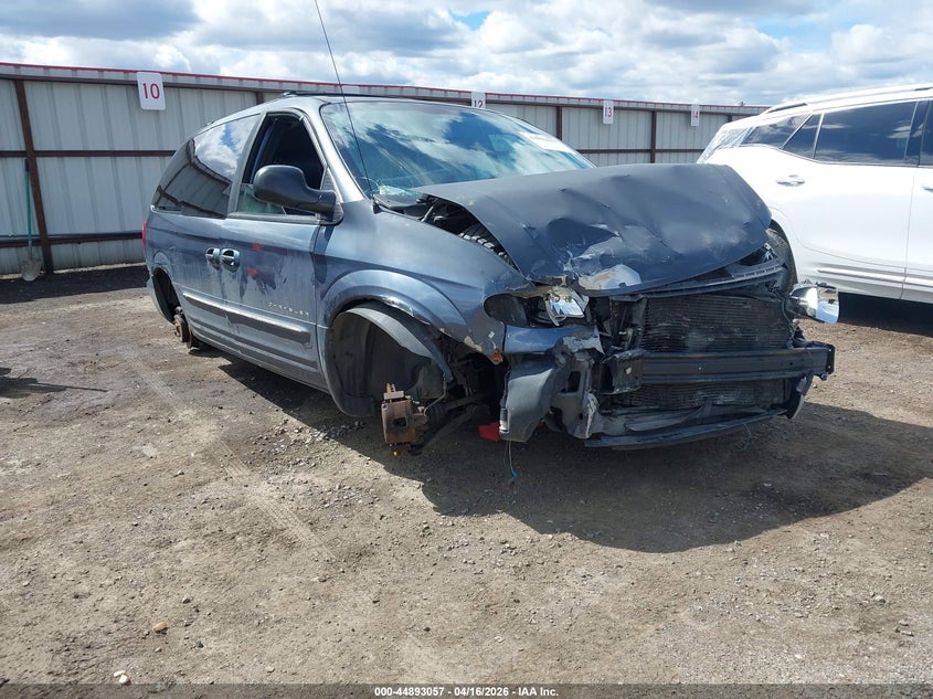 2001 Chrysler Town & Country Lxi
