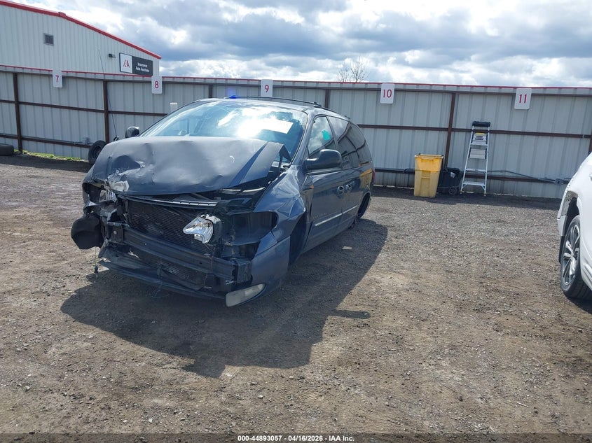 2001 Chrysler Town & Country Lxi