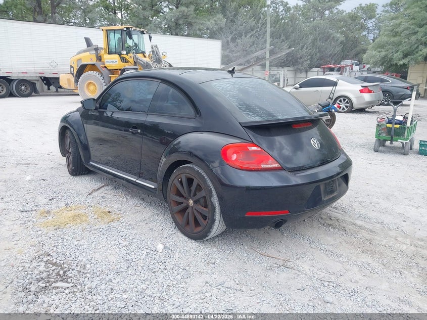 2012 Volkswagen Beetle 2.0T