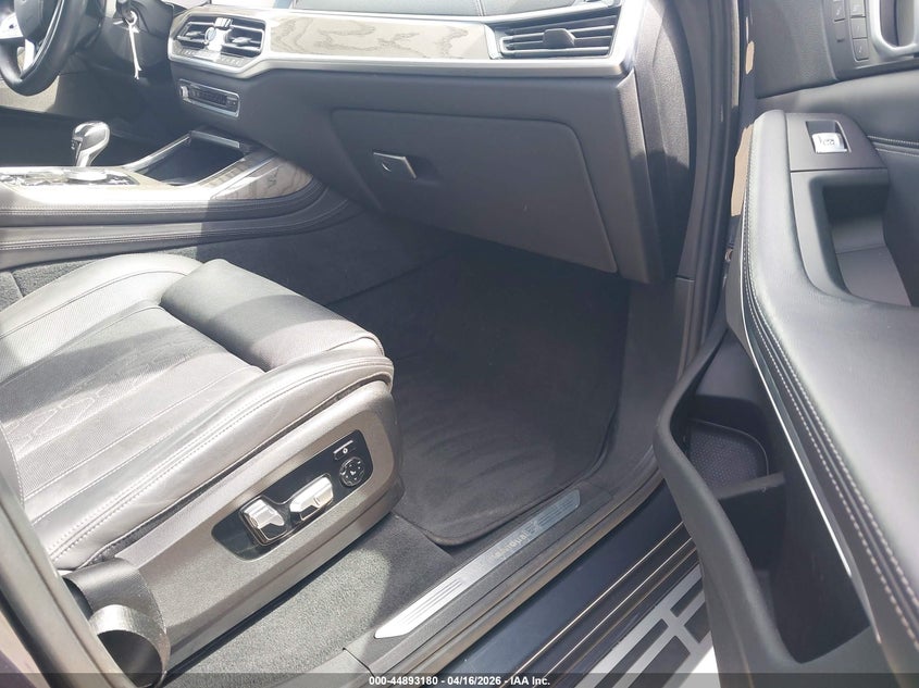 2019 BMW X7 xDrive40I