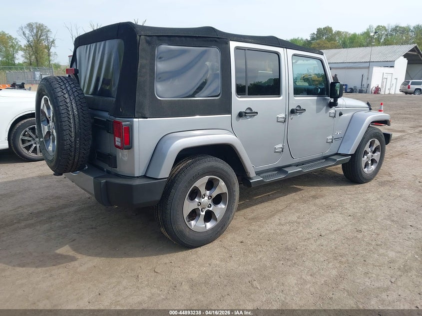 2016 Jeep Wrangler Unlimited Sahara