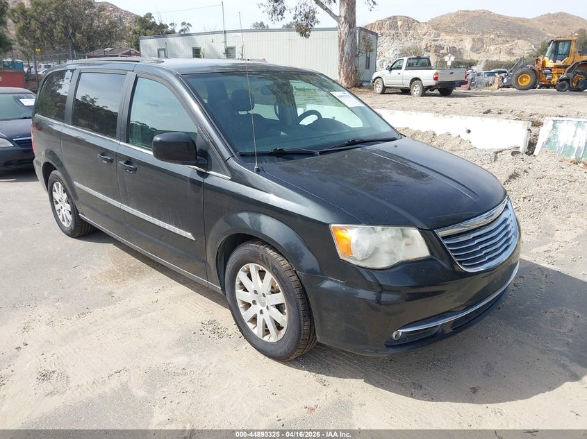 2014 Chrysler Town & Country Touring