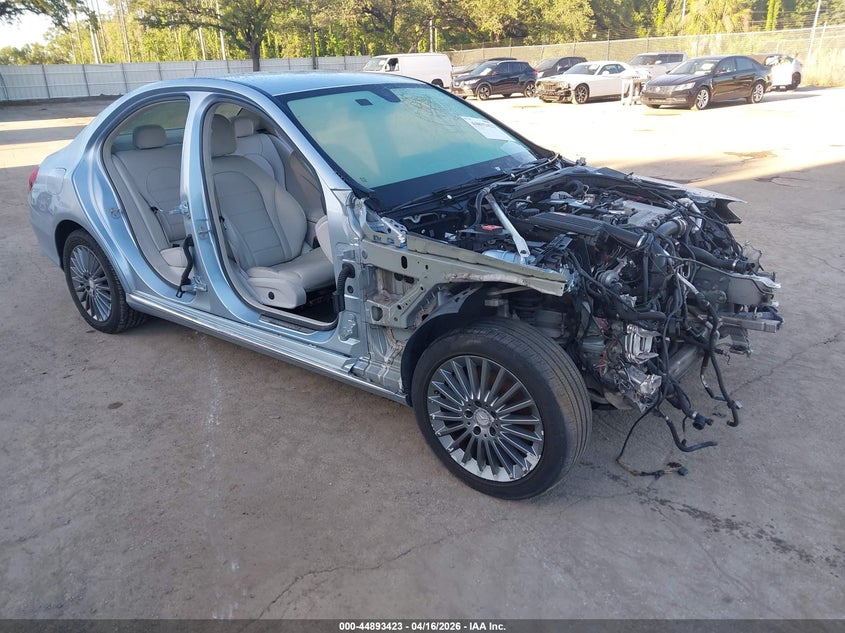 2015 Mercedes-Benz C 300 Luxury 4Matic