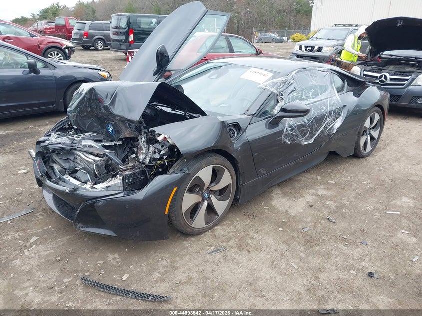 Vin: wby2z2c54fv391830, lot: 45390906, bmw i8 20152