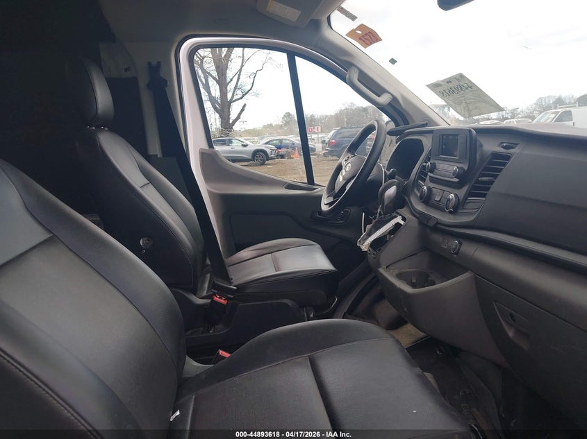 2022 Ford Transit-250