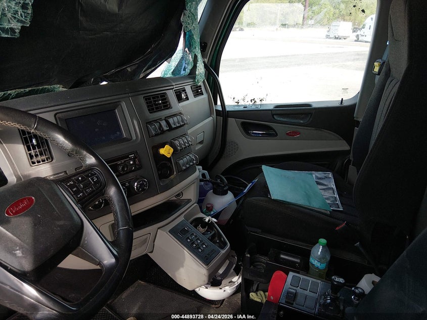 2025 OTHER PETERBILT 567 TRUCK N/A