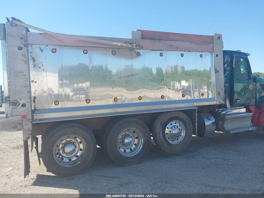 2025 OTHER PETERBILT 567 TRUCK N/A
