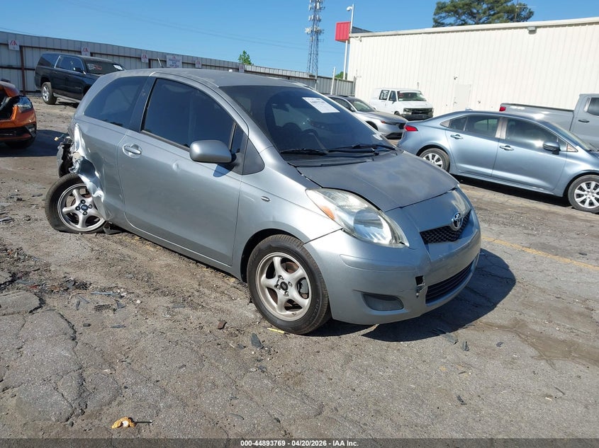 2011 TOYOTA YARIS