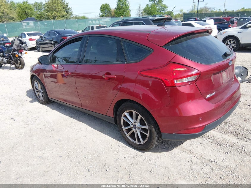 Vin: 1fadp3k25fl383573, lot: 45391142, ford focus se 20153