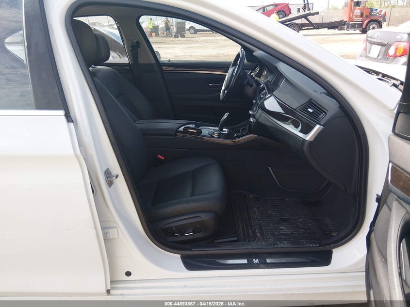 2015 BMW 528I xDrive