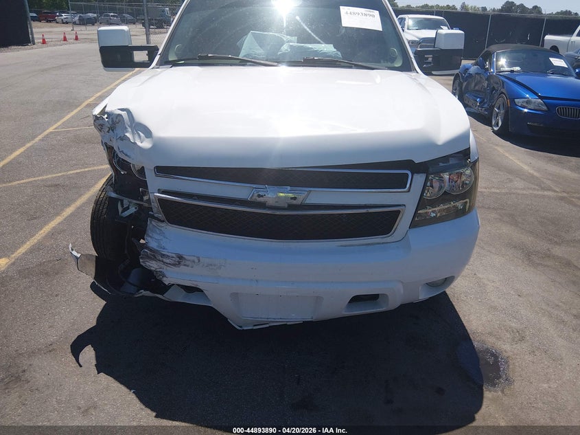 2008 CHEVROLET SUBURBAN 1500 auction photo 6