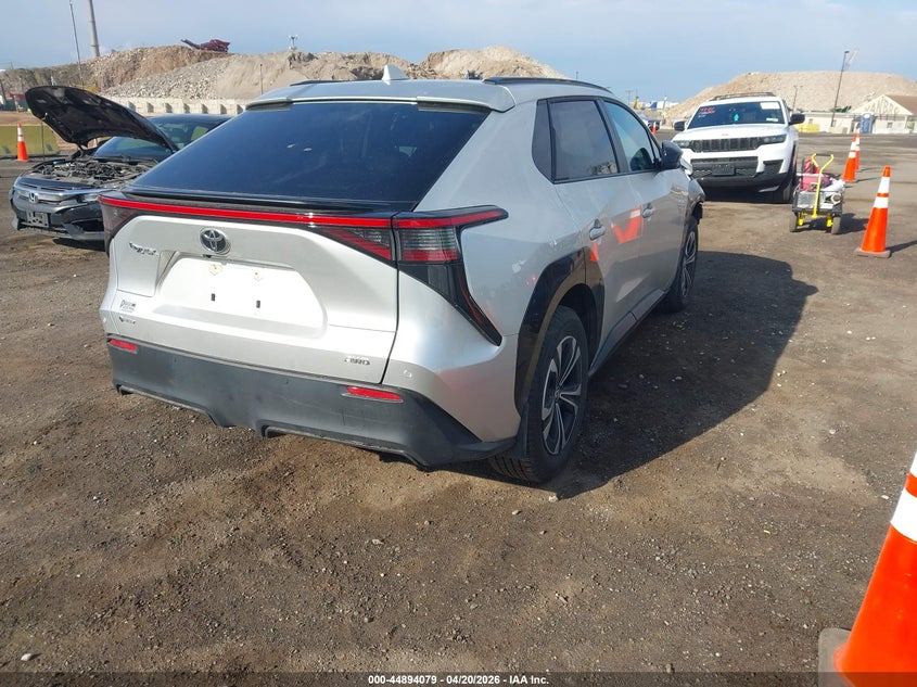 2024 TOYOTA BZ4X auction photo 4