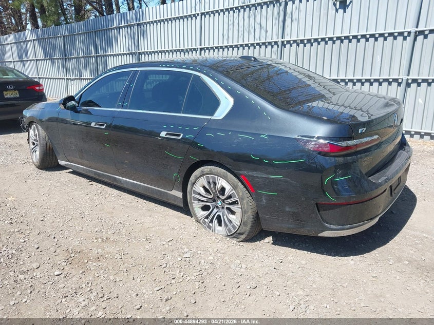 2024 BMW I7 auction photo 3