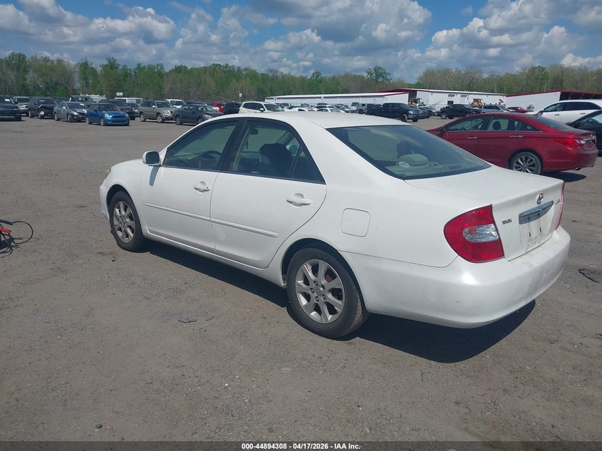 2004 Toyota Camry Le