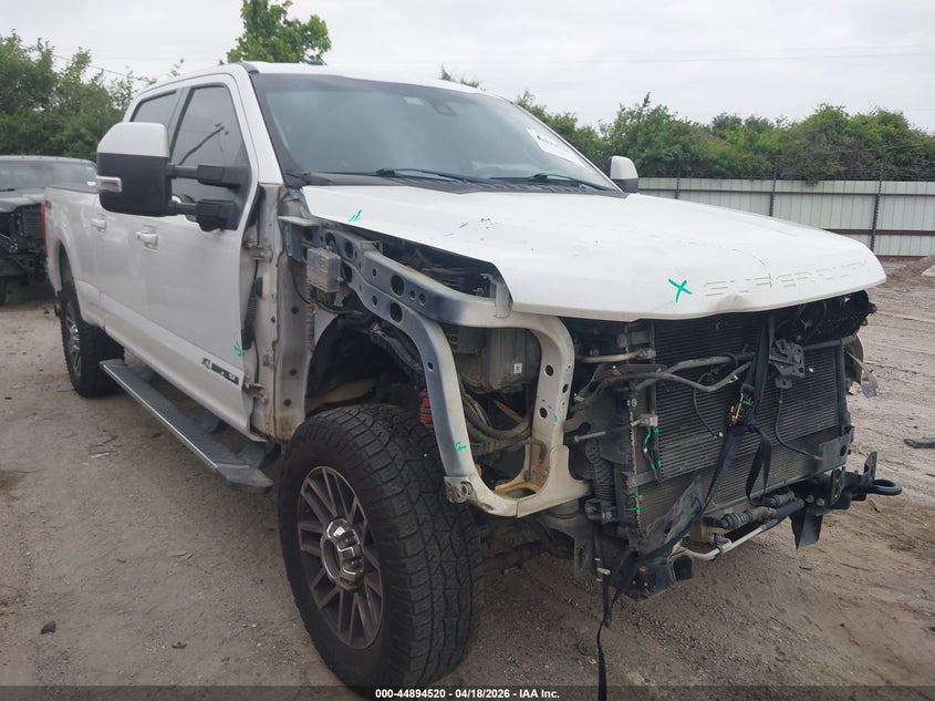 2017 FORD F-250 LARIAT