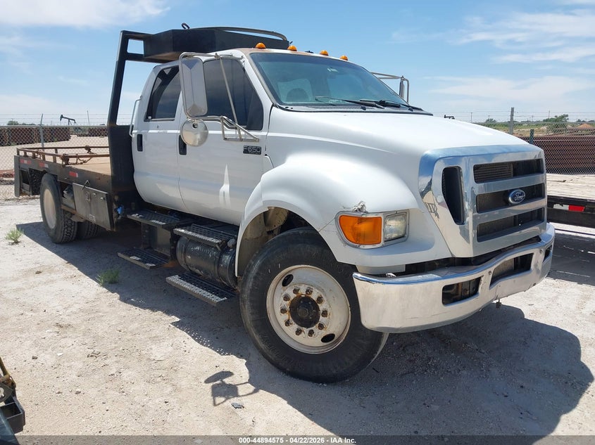 2013 Ford F-650 Xl/Xlt
