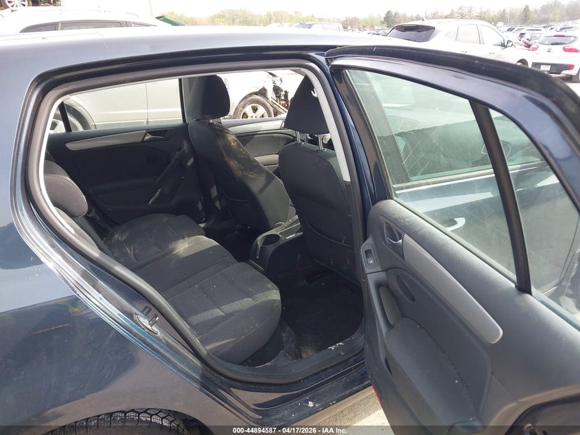 2010 Volkswagen Golf 4-Door VIN: WVWDA7AJ2AW389947 Lot: 44894587
