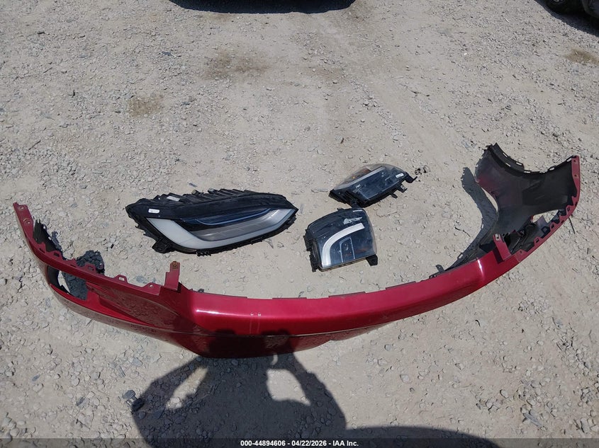 2018 Tesla Model X 100D/75D/P100D VIN: 5YJXCDE22JF133885 Lot: 44894606