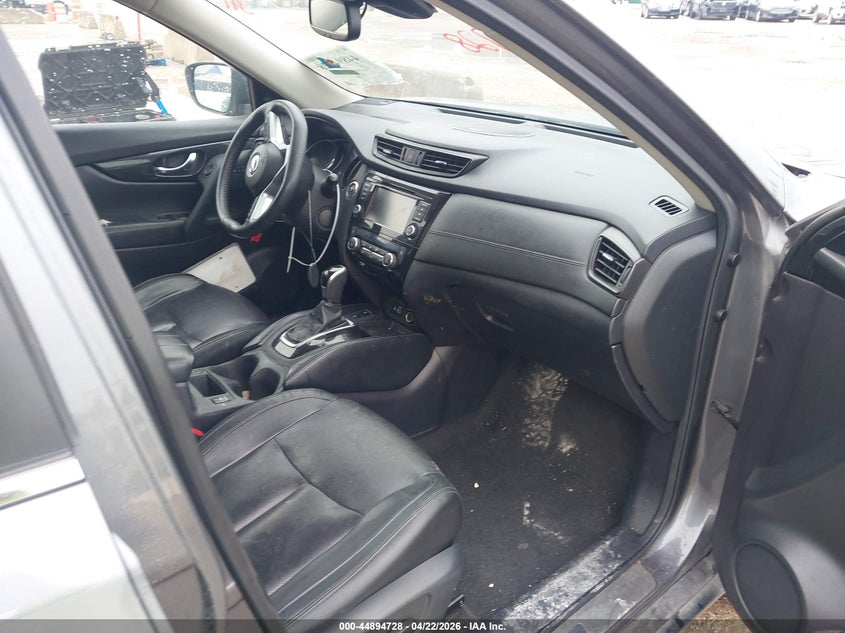 2020 NISSAN ROGUE auction photo 5
