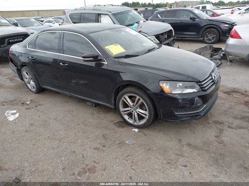VOLKSWAGEN PASSAT 2014. Lot# 44894750. VIN 1VWBN7A35EC083360. Photo 1