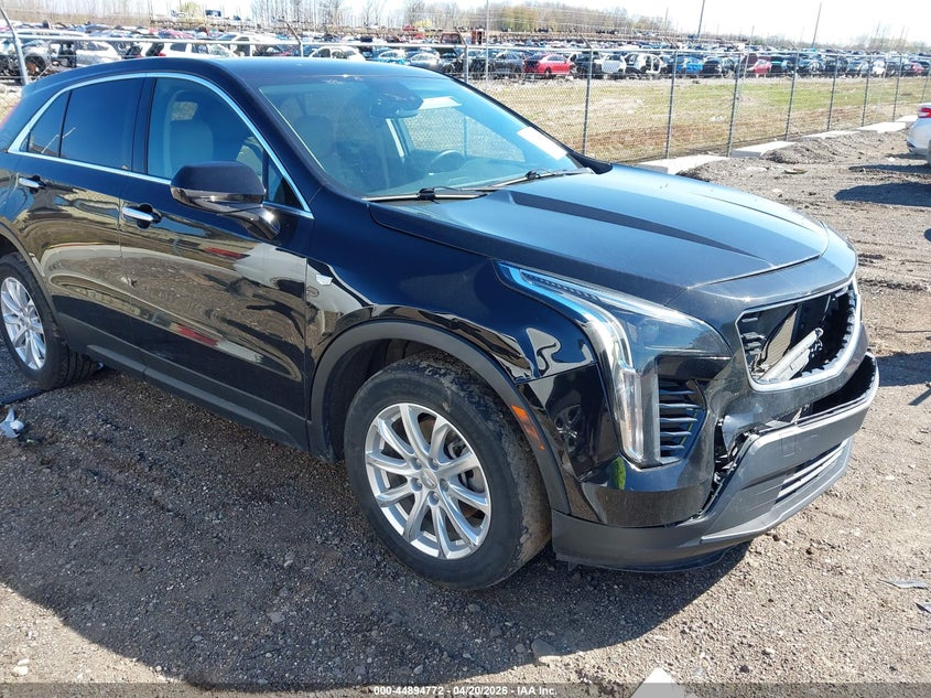 2022 CADILLAC XT4 AWD LUXURY