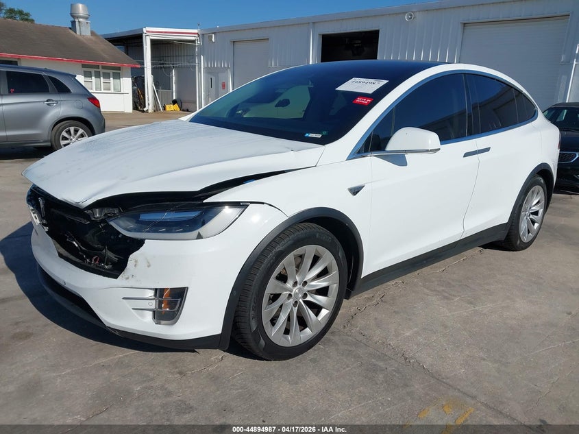 Vin: 5yjxcae2xgf004848, lot: 45392351, tesla model x 60d/70d/75d/90d 20162