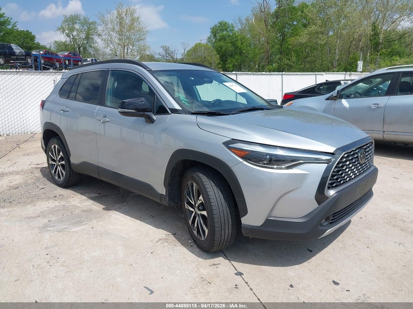 2025 Toyota Corolla Cross Xle