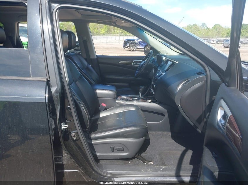 2015 Nissan Pathfinder Sl