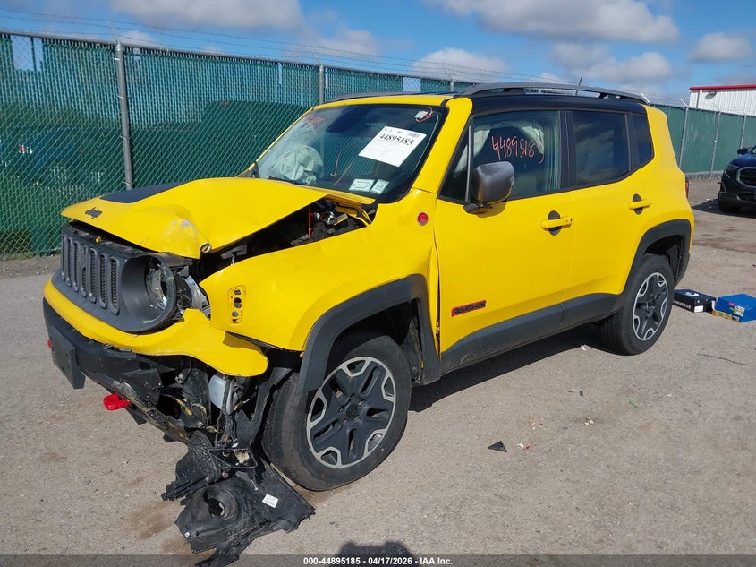 2015 Jeep Renegade Trailhawk ZACCJBCT2FPC08427 photo 1