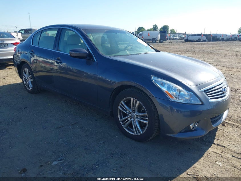 2011 INFINITI G37 JOURNEY