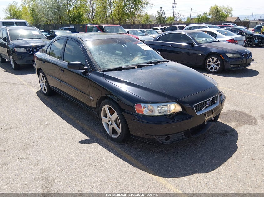 2005 Volvo S60 R
